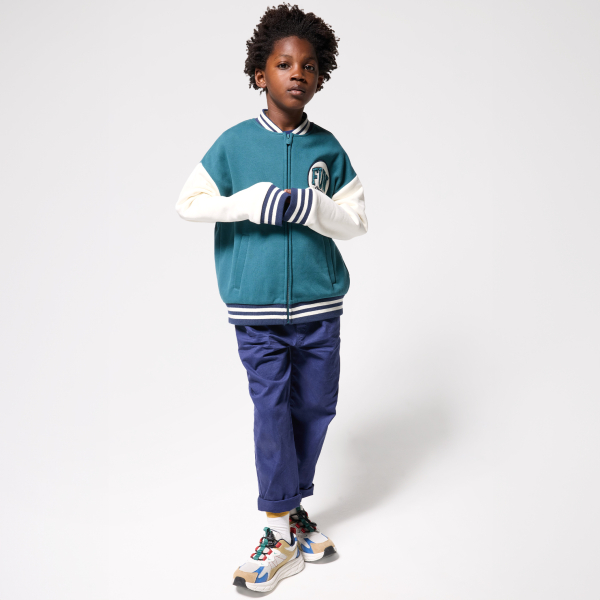 سويت شيرت تيدي، أخضر اللون، طراز الجامعة، للأولاد